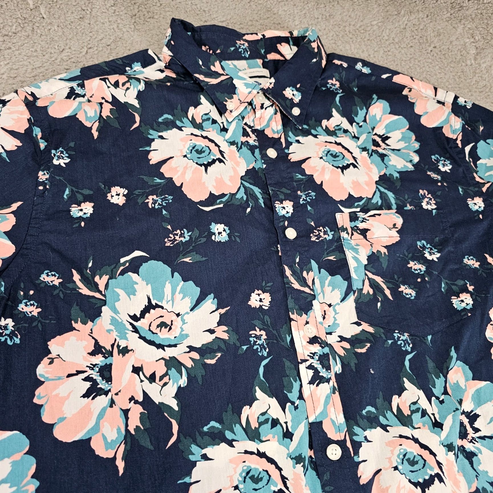 Old Navy Old Navy Shirt Mens XL Navy Floral Slim Fit Button Up Short Sleeve Size US XL / EU 56 / 4 - 2 Thumbnail