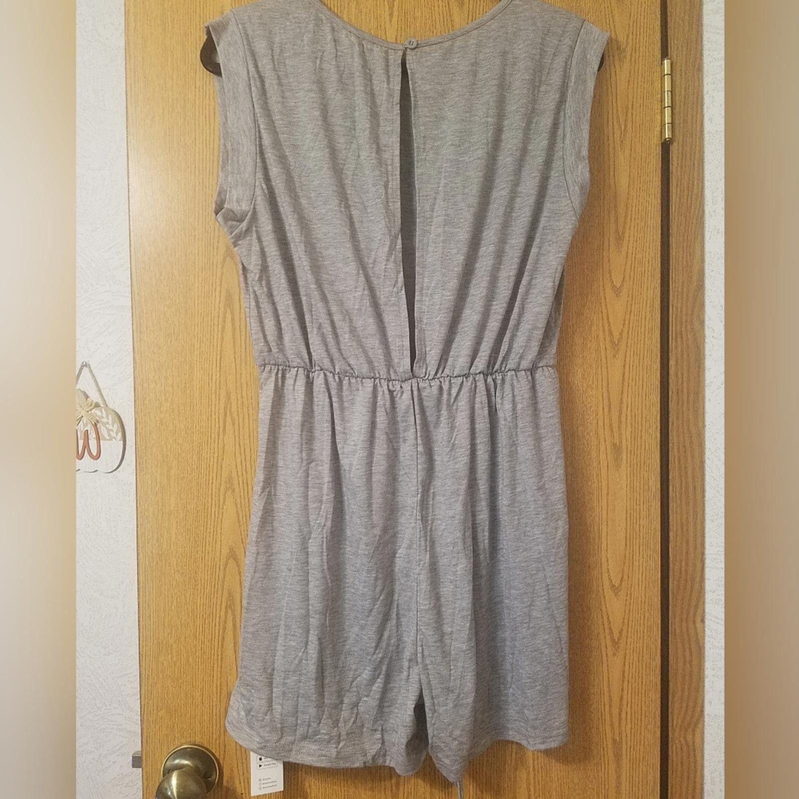 Designer NWT Cupshe Coverup Gray Large Size ONE SIZE - 2 Thumbnail