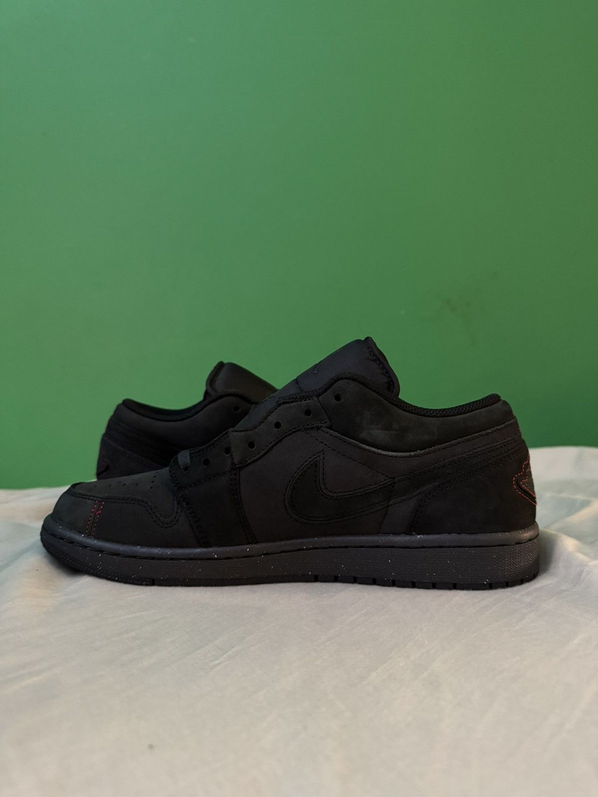 Nike Jordan 1 low craft dark smoke grey 2023 Size US 9.5 / EU 42-43 - 2 Thumbnail