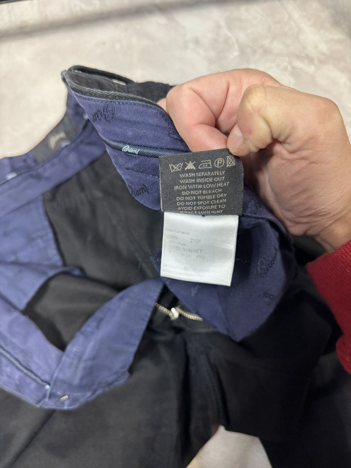 Brioni Vintage Brioni Men's Black Denim Pants Size US 41 - 9 Thumbnail