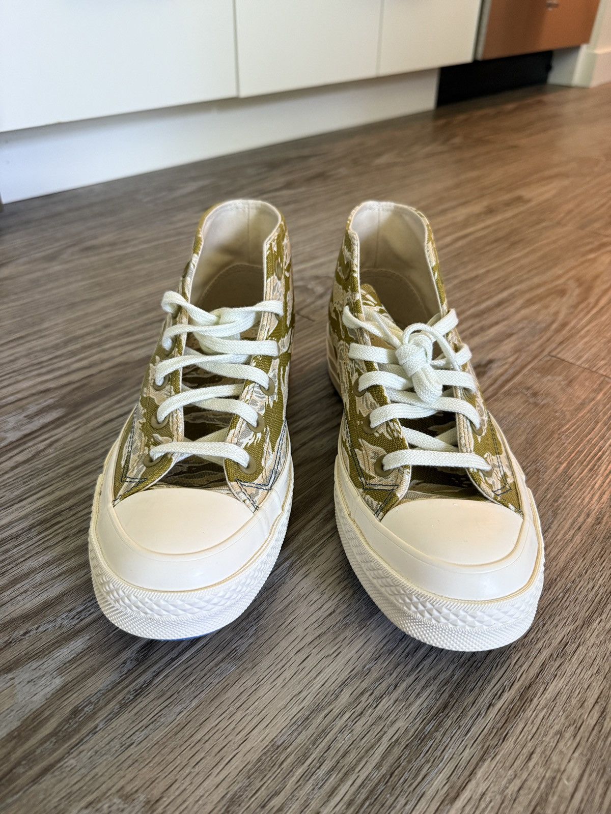 Converse × Undefeated Undefeated x Chuck 70 Mid Tiger Desert Camo Converse Size US 9 / EU 42 - 1 Thumbnail
