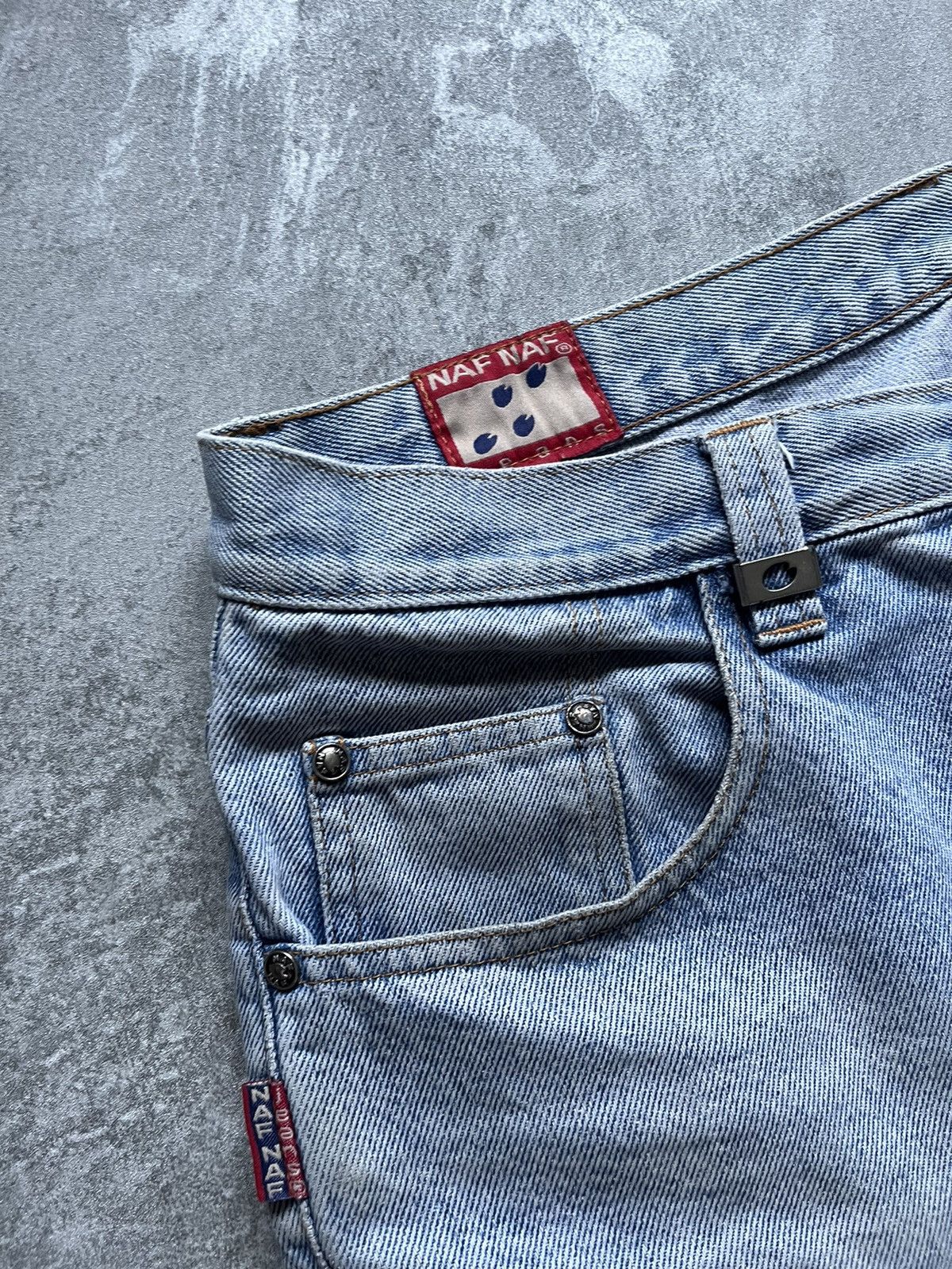 Vintage Vintage Naf Naf Baggy Blue Shorts Button Skate Outdoor 32 Size US 32 / EU 48 - 6 Thumbnail