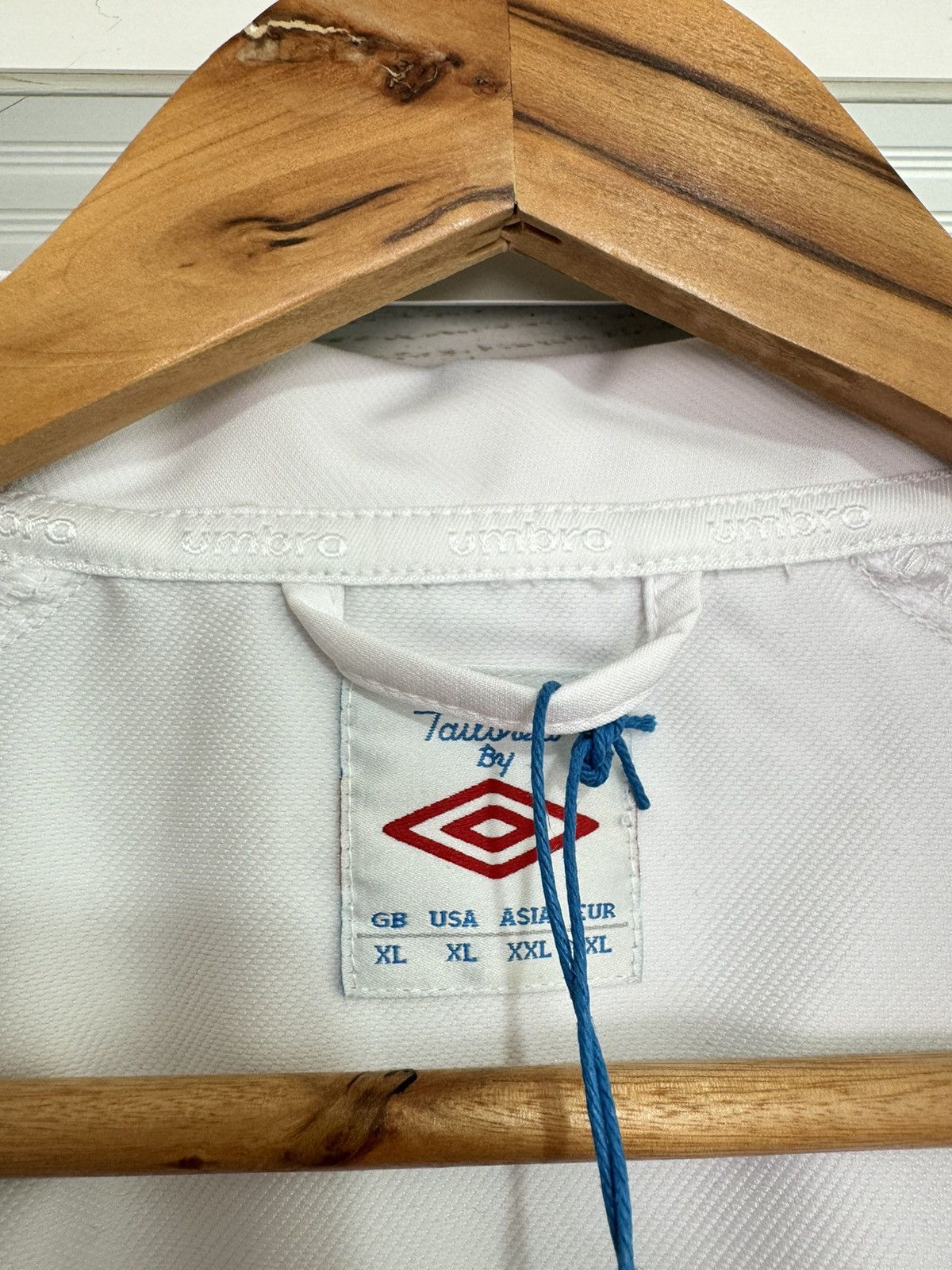Umbro BNWT England 2012 Soccer Tracksuit Jacket Football Jersey Size US XL / EU 56 / 4 - 9 Thumbnail
