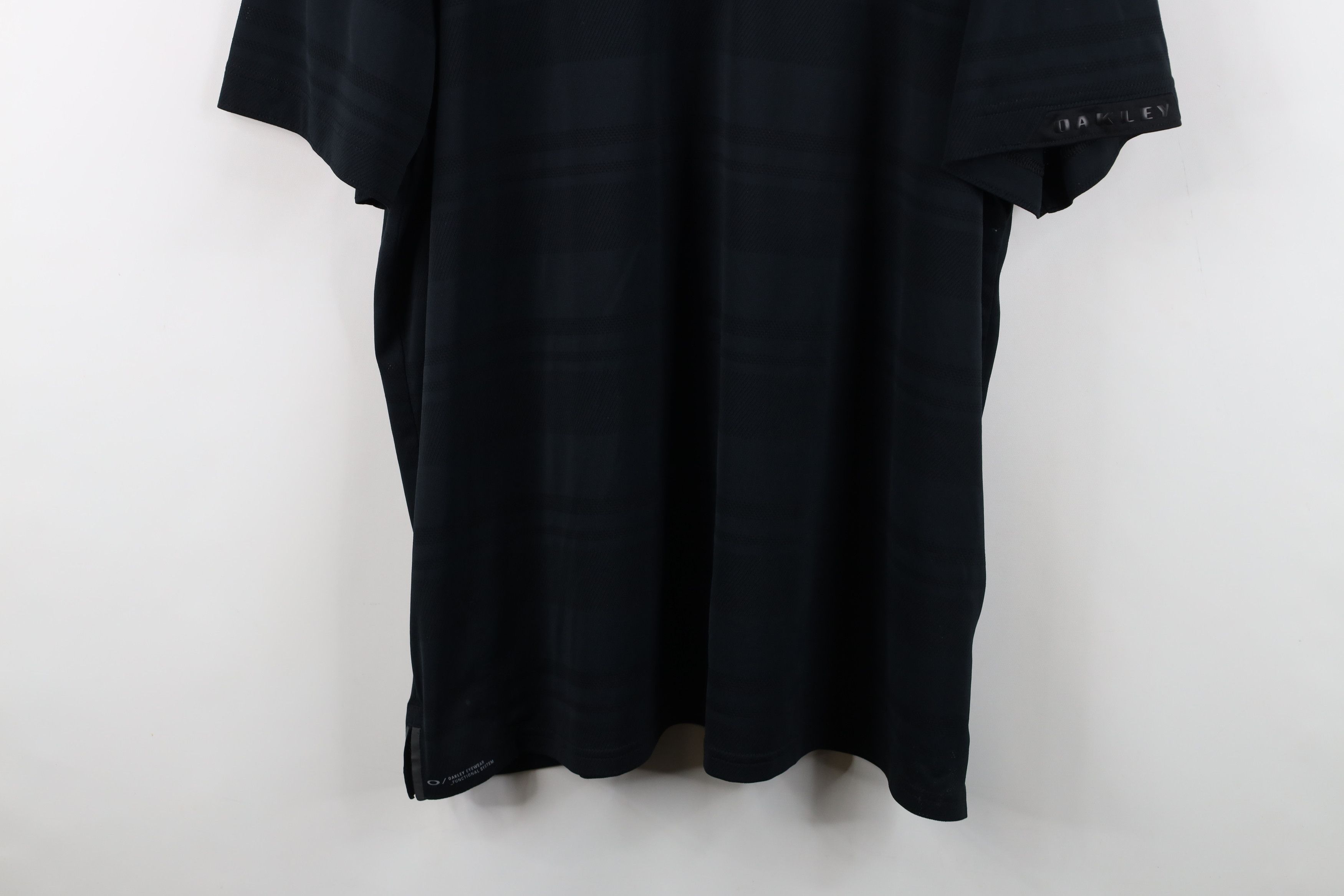Oakley Oakley O Logo Spell Out Knit Collared Golf Polo Shirt Black Size US XXL / EU 58 / 5 - 3 Thumbnail
