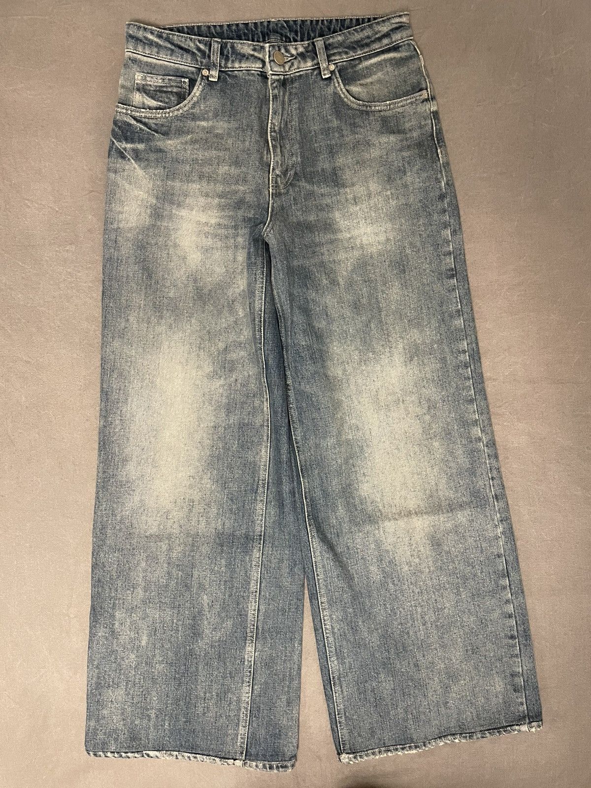 Pearled Ivory 1211 Washed Indigo Denim