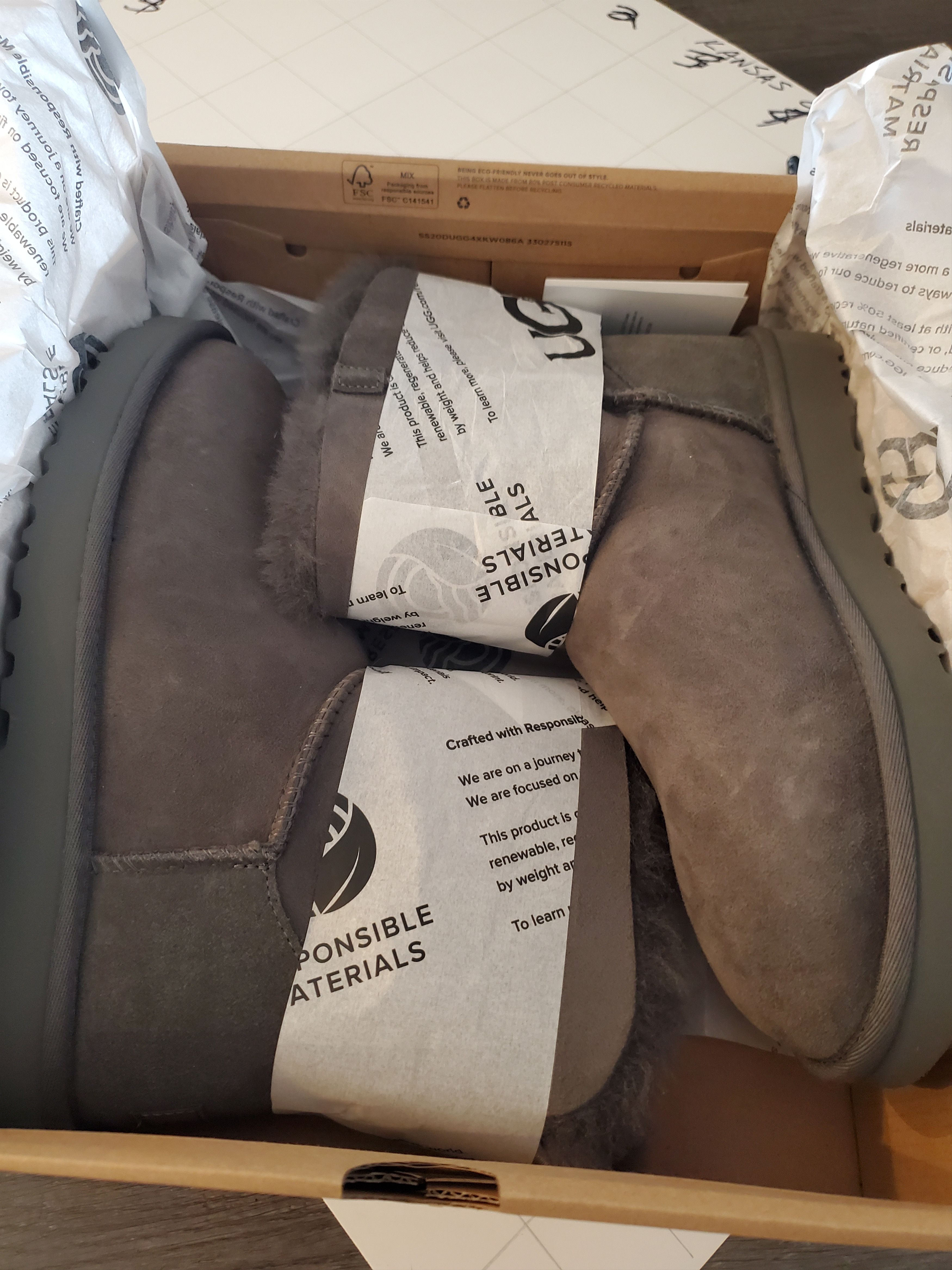 Ugg Ugg Mini Bailee Bow II Size US 9 / IT 39 - 1 Thumbnail