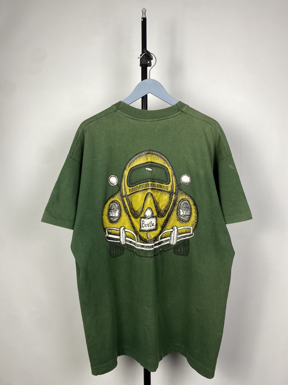 Vintage Vintage 90s Racing VOLKSWAGEN Beetle Printed Car T Shirt Size US XL / EU 56 / 4 - 10 Thumbnail