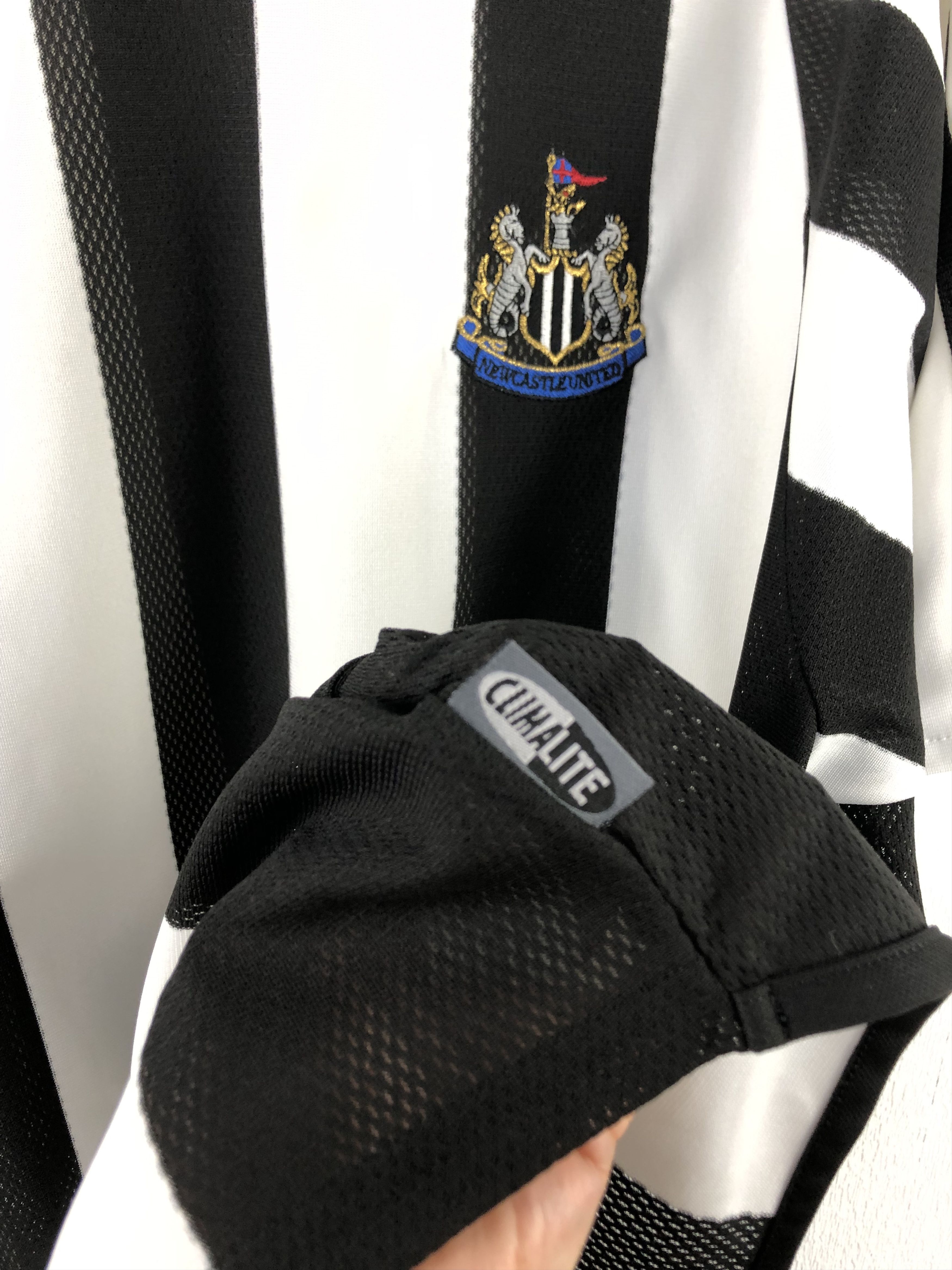 Adidas Newcastle United football shirt 2003 Soccer Jersey Trikot Size US L / EU 52-54 / 3 - 7 Thumbnail