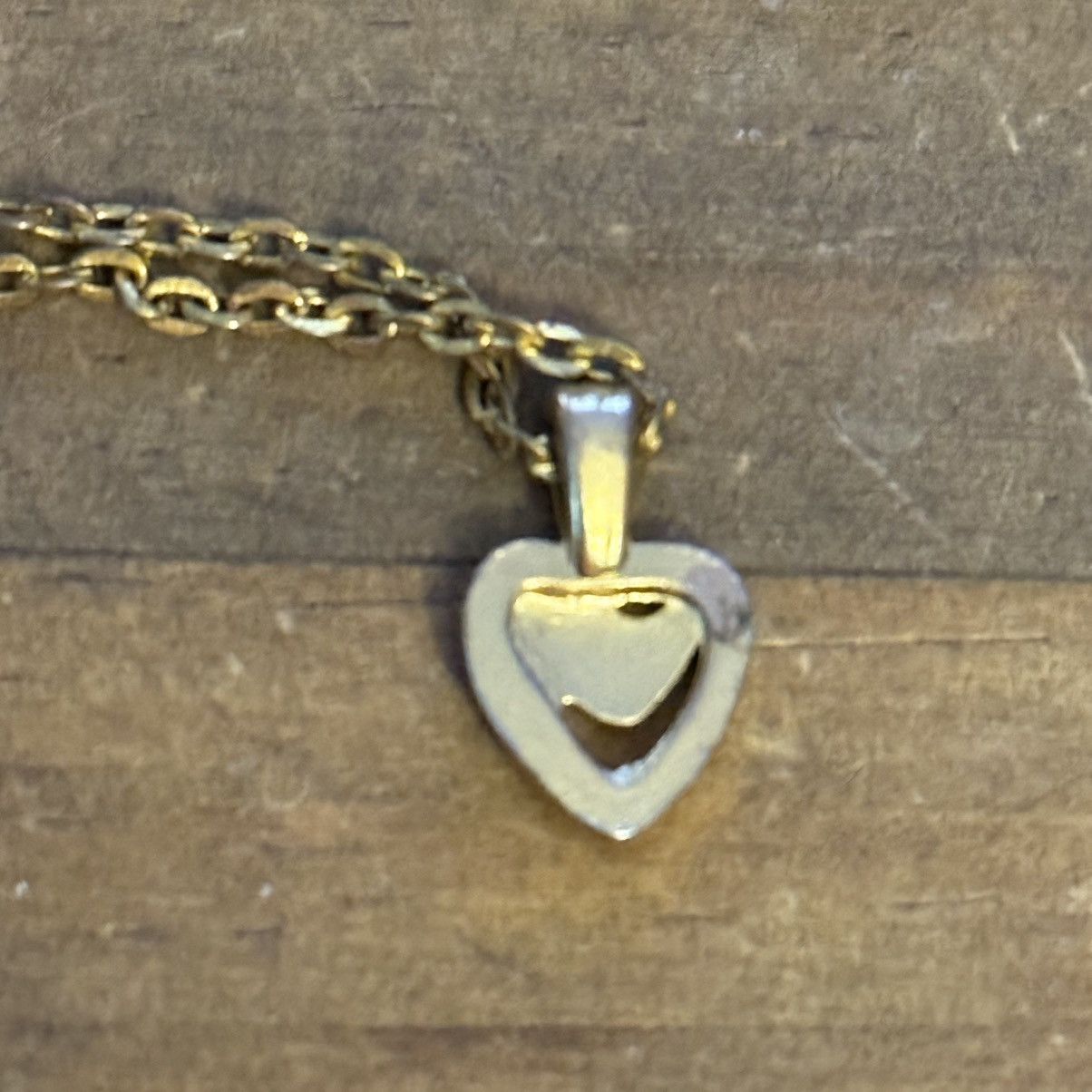 Vintage Vintage gold tone tiny heart pendant necklace Size ONE SIZE - 4 Thumbnail