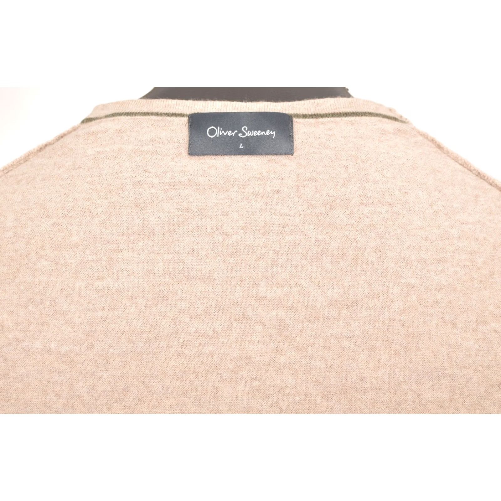 Oliver Sweeney DDP Oliver Sweeney Merino Wool Pullover Sweater Size L Tan Mens Sweater 100% Merino Wool Pullover Striped? Size US L / EU 52-54 / 3 - 4 Thumbnail