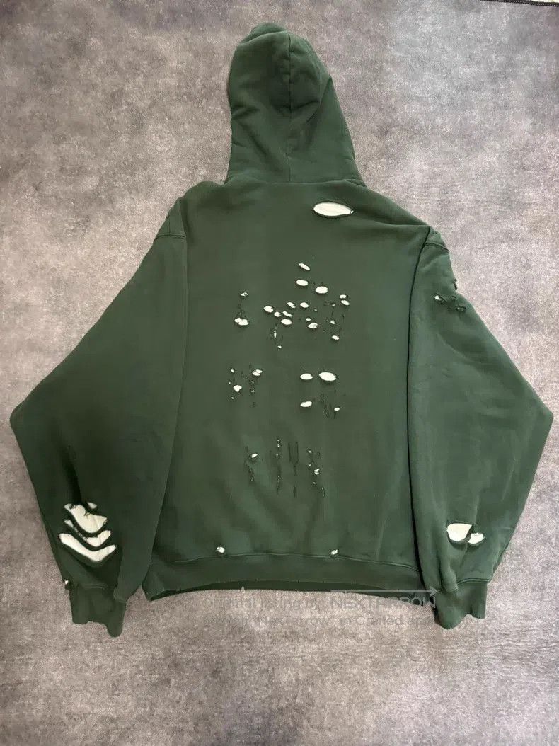Balenciaga Balenciaga Green Hole Destroyed Ripped Hooded Sweatshirt Size US S / EU 44-46 / 1 - 2 Thumbnail