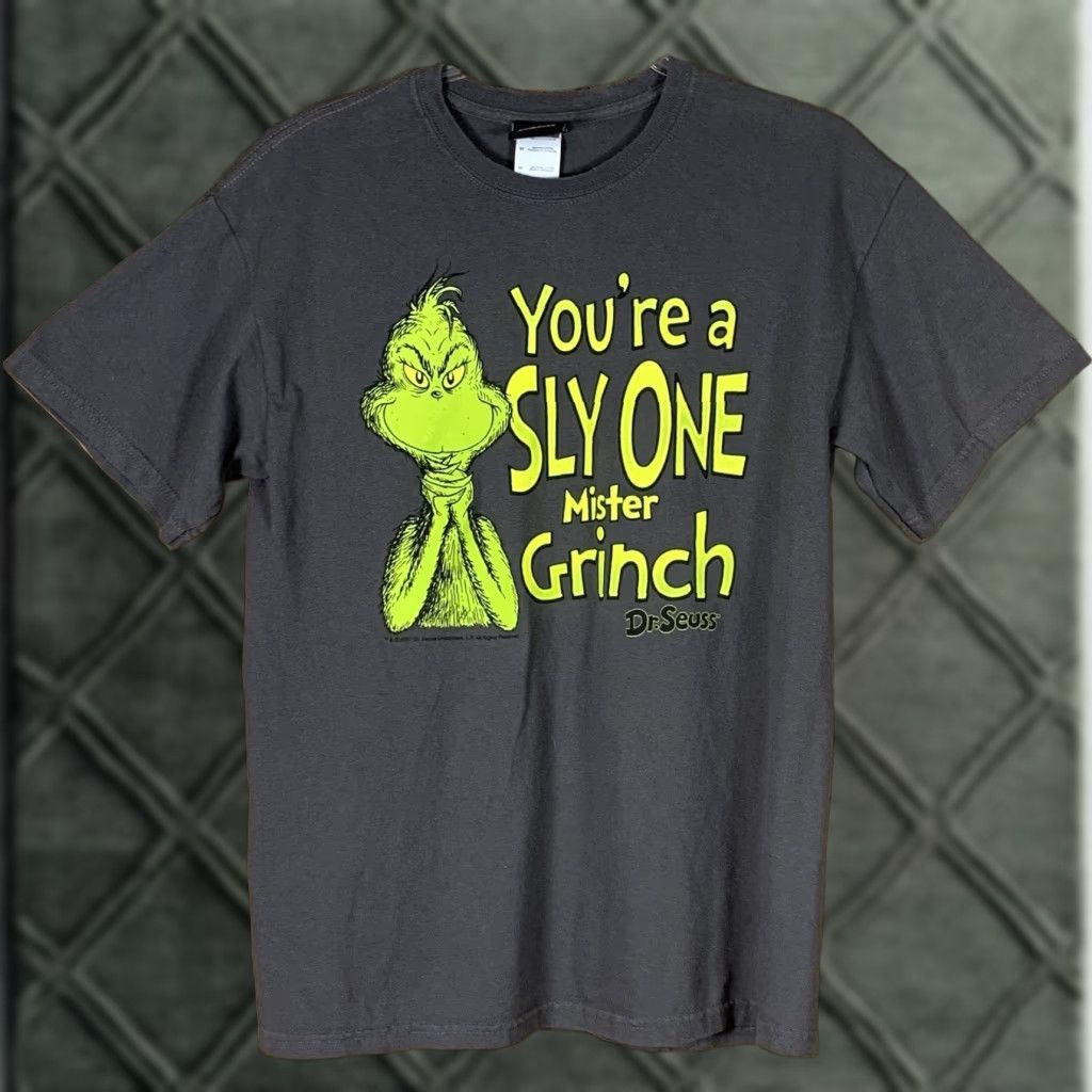 Vintage VINTAGE Dr Seuss T Shirt Gray Mens M YOU'RE A SLY ONE MISTER GRINCH Shirt Regular Cotton Graphic Print 2000-2009 Size US M / EU 48-50 / 2 - 1 Thumbnail