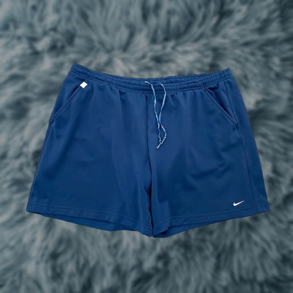 Nike VINTAGE Nike Shorts Adult XL Blue Tennis Challenge Court Logo Mens Size US 36 / EU 52 - 1 Thumbnail