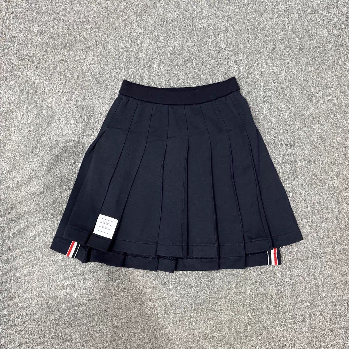 Thom Browne TB Pleated Skirt Women's Striped 40 99 New Size 27" / US 4 / IT 40 - 1 Thumbnail