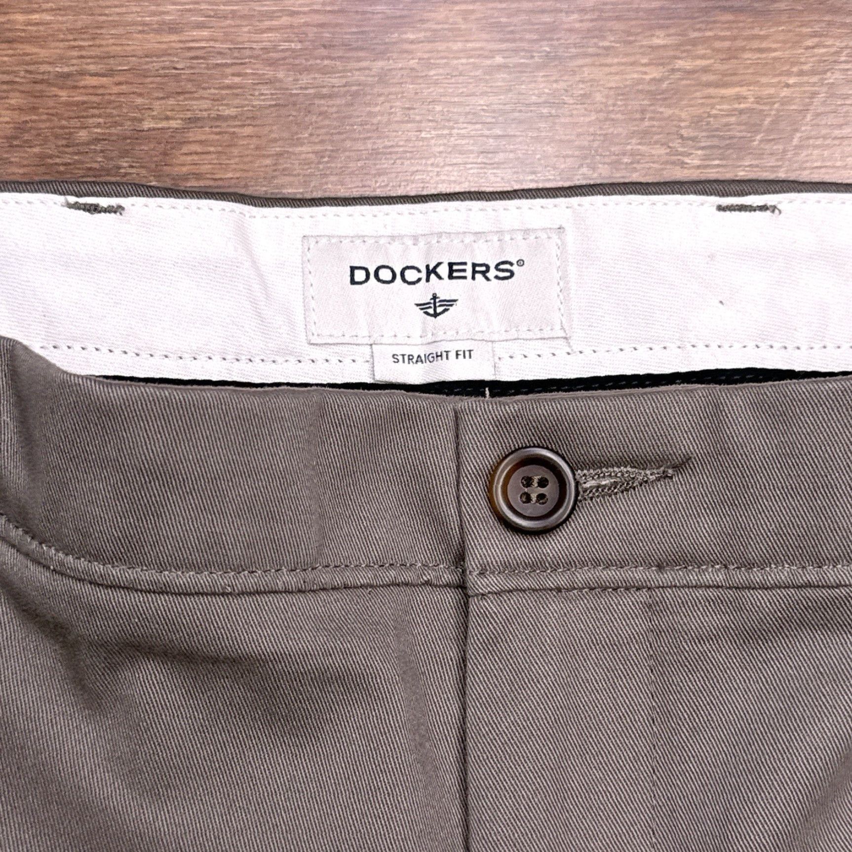 Dockers VINTAGE is not applicable; title: DOCKERS Pants Khakis 38x30 Tan Straight Fit Stretch Regular Mens Brown Cotton Blend Modern Workwear Casual Pants Size US 38 / EU 54 - 5 Thumbnail