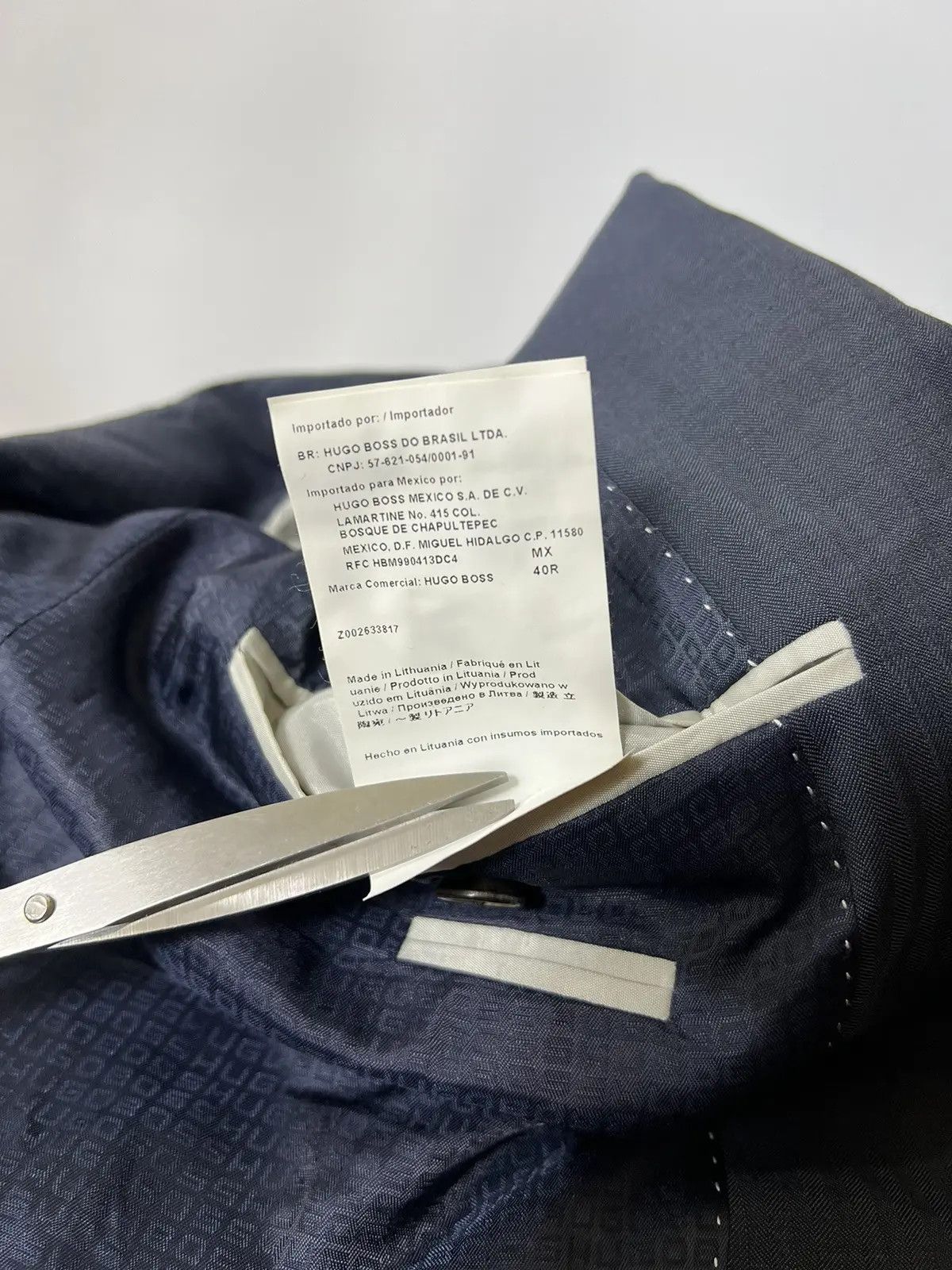 Designer × Hugo Boss Hugo Boss blazer jacket Size 40R - 9 Thumbnail