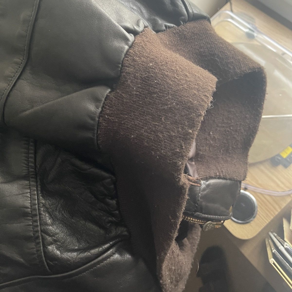 Schott A-2 Leather Flight Jacket (Vintage) Size US M / EU 48-50 / 2 - 7 Thumbnail