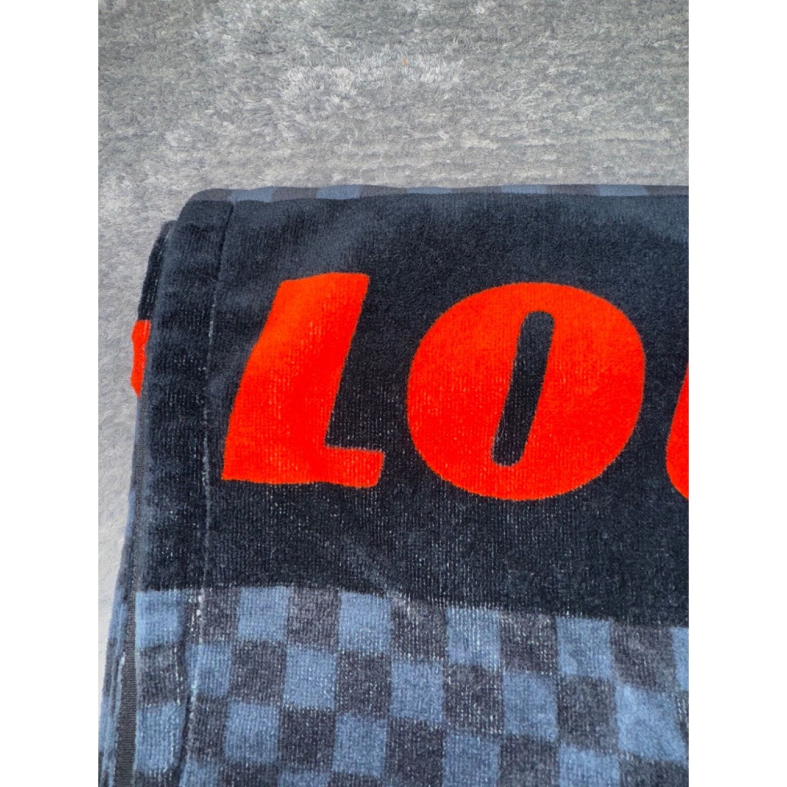 Louis Vuitton Louis Vuitton Drap Bain Damier Cobalt Race Bath Beach Towel Size ONE SIZE - 3 Thumbnail