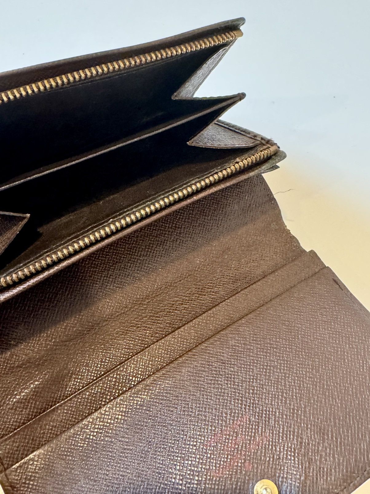Louis Vuitton × Vintage Vintage Louis Vuitton Tri-Fold Wallet Brown Size ONE SIZE - 4 Thumbnail