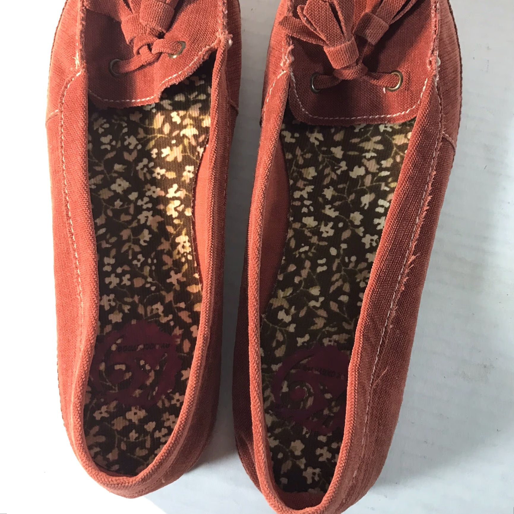 Vintage VINTAGE Rocketdog Women's Canvas Loafers Flat Slip On Casual Size 10 Red Size US 10 / IT 40 - 3 Thumbnail