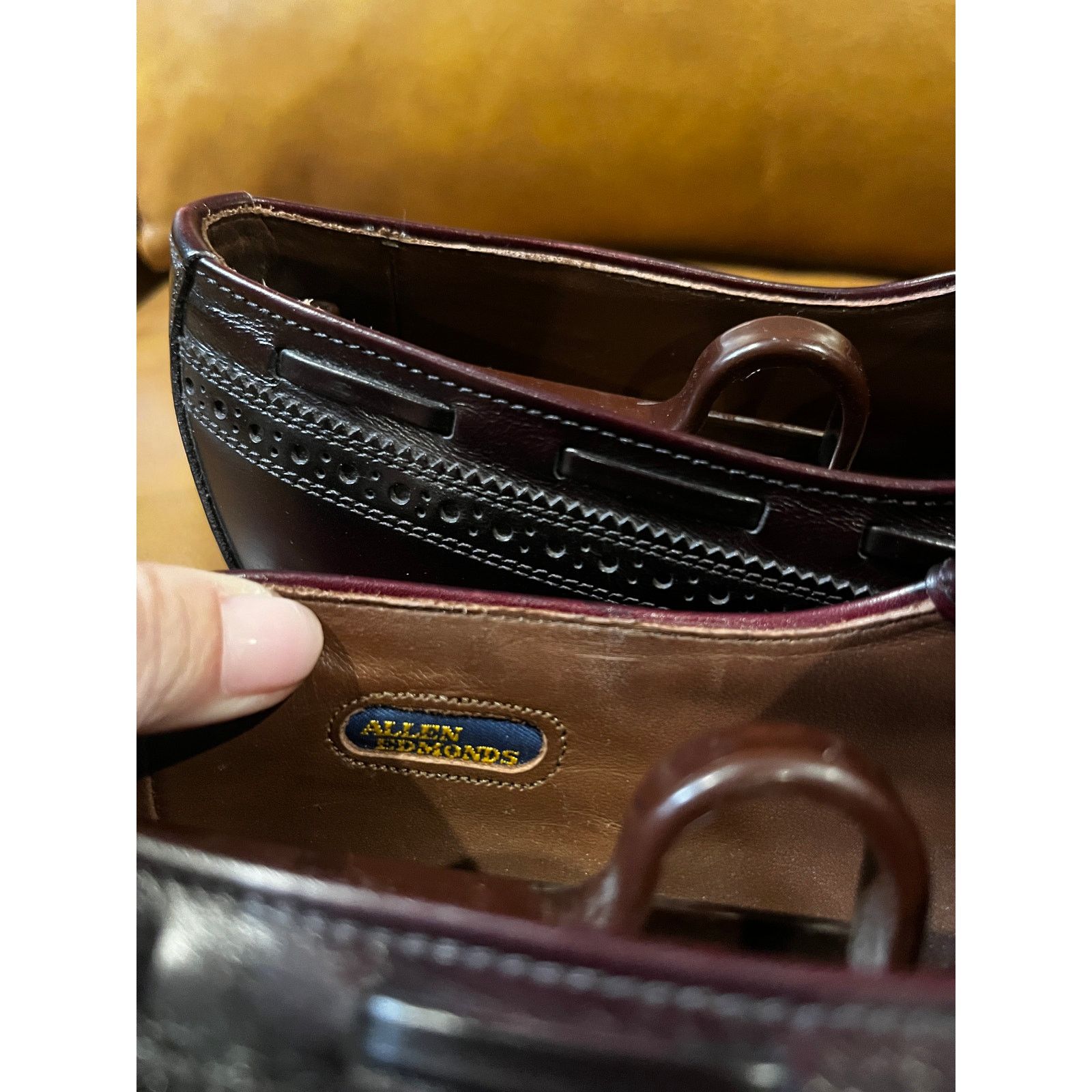 Allen Edmonds Allen Edmonds Arlington Wingtip Brogue Loafers Burgundy 9 Size US 9 / EU 42 - 10 Thumbnail
