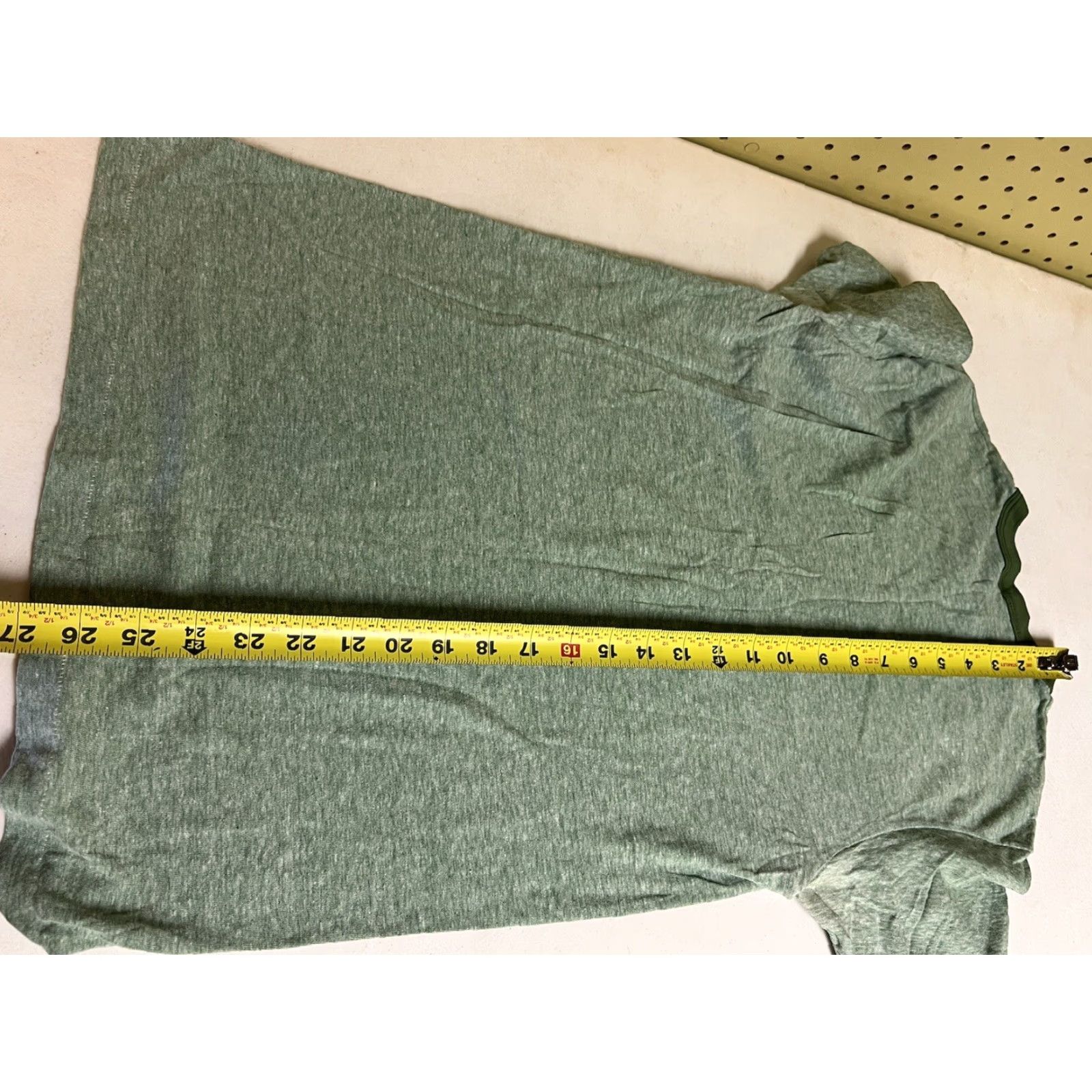 Hanes VINTAGE Hanes T-Shirt Green Small S Men Crew Neck Short Sleeve Gun Classic Vermont State Handgunner’s Association Green T-Shirt As Is Static? Size US S / EU 44-46 / 1 - 4 Thumbnail