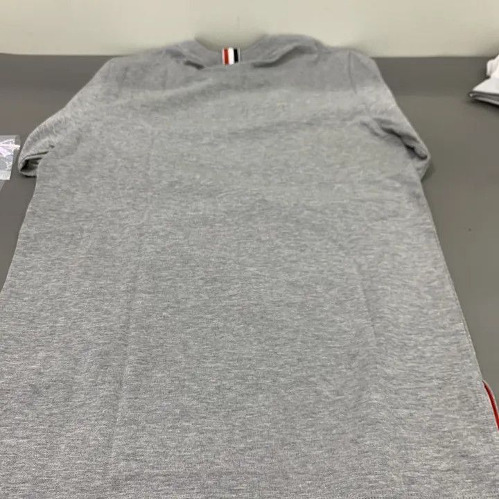 Thom Browne Thom Browne Gray Long Sleeve T-Shirt -2507 Size US XXS / EU 40 - 2 Thumbnail