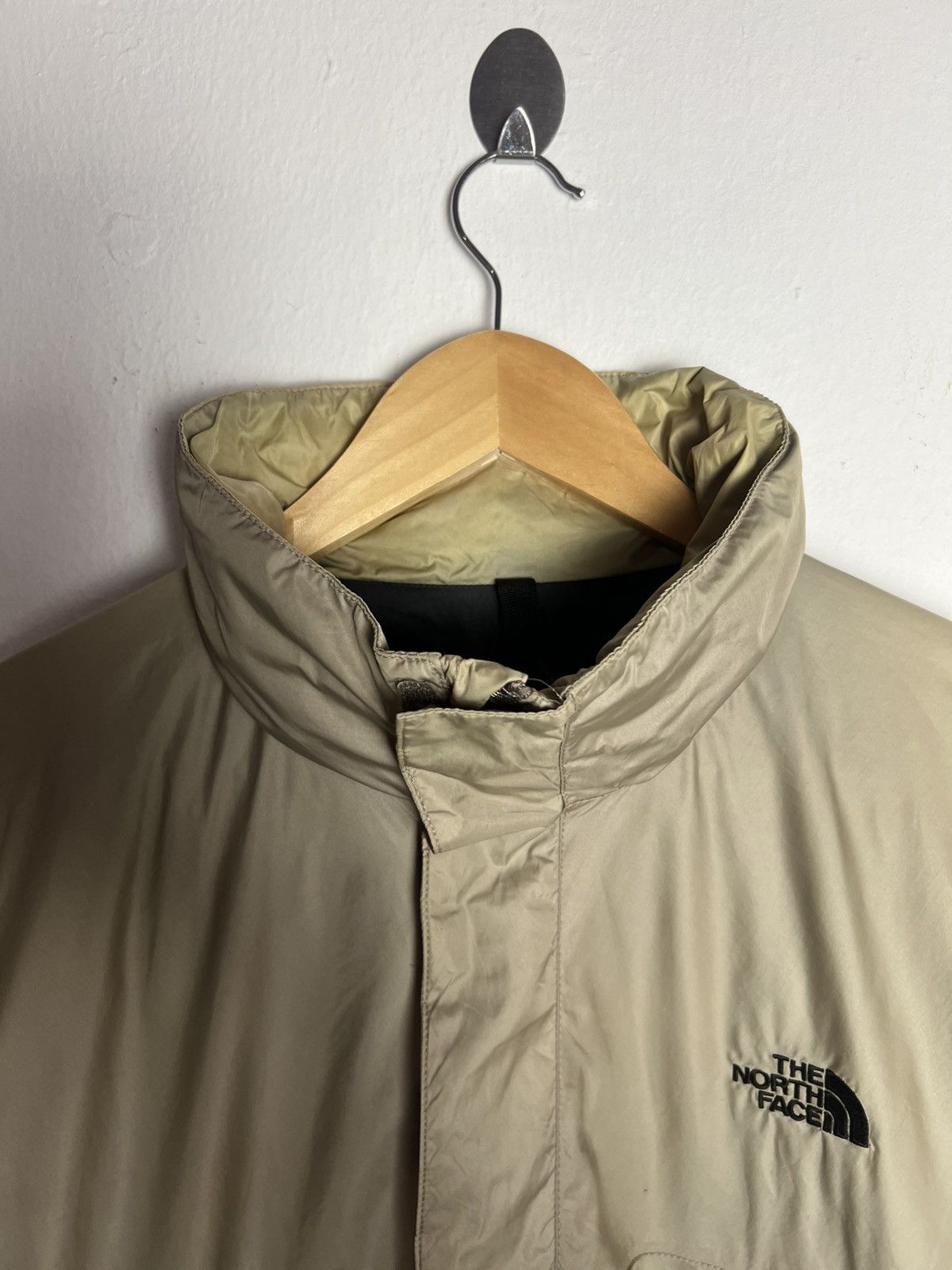 The North Face The North Face Nylon Windbreaker Jacket with Hoodie Size US L / EU 52-54 / 3 - 10 Thumbnail