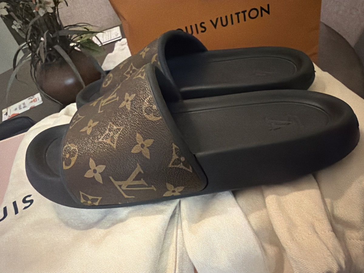 Louis Vuitton Louis vuitton waterfront mule monogram slides Size US 8 / EU 41 - 2 Thumbnail