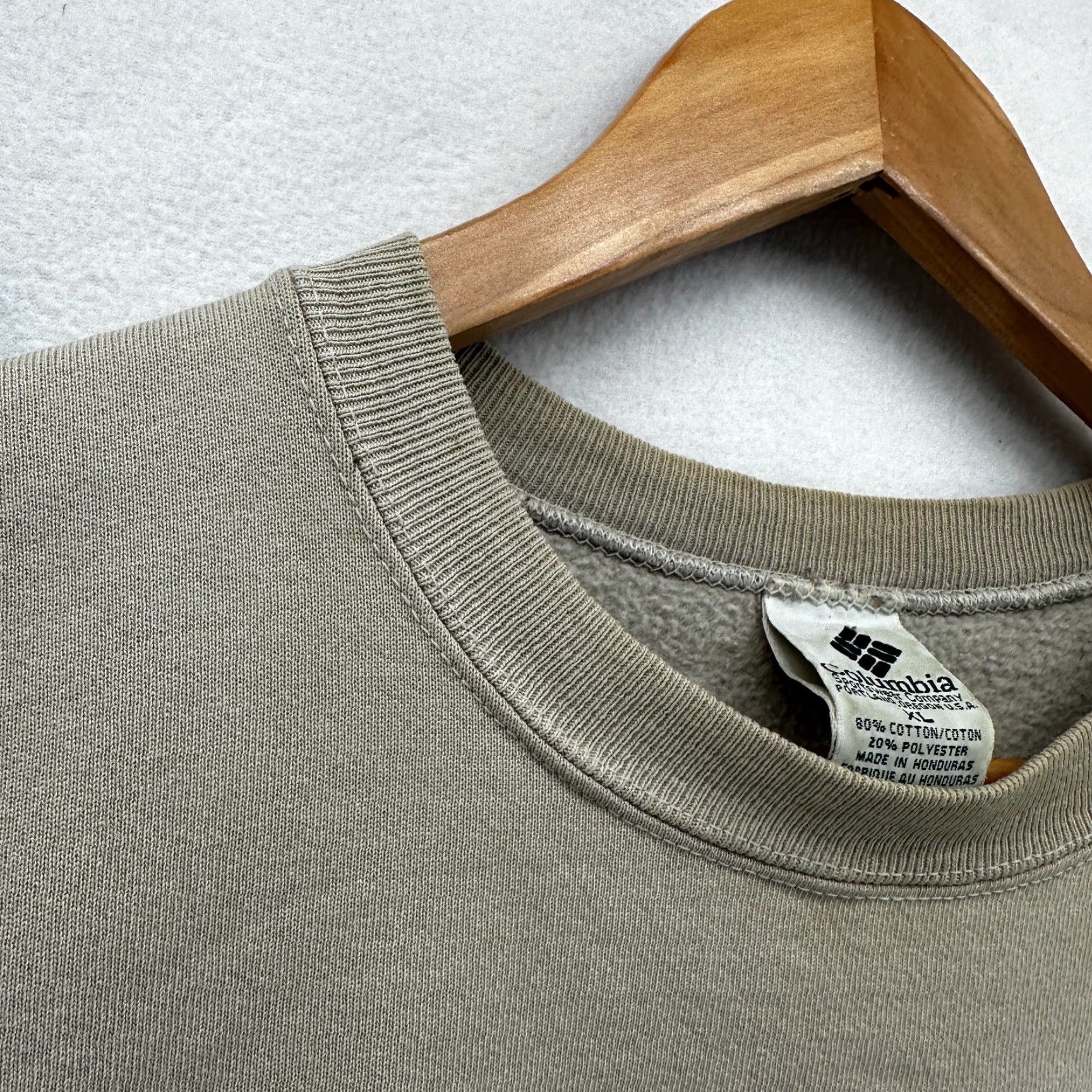 Vintage VINTAGE Columbia Sweatshirt Crew Neck Pullover Men's XL Green Long Sleeve Outdoor Size US XL / EU 56 / 4 - 4 Thumbnail