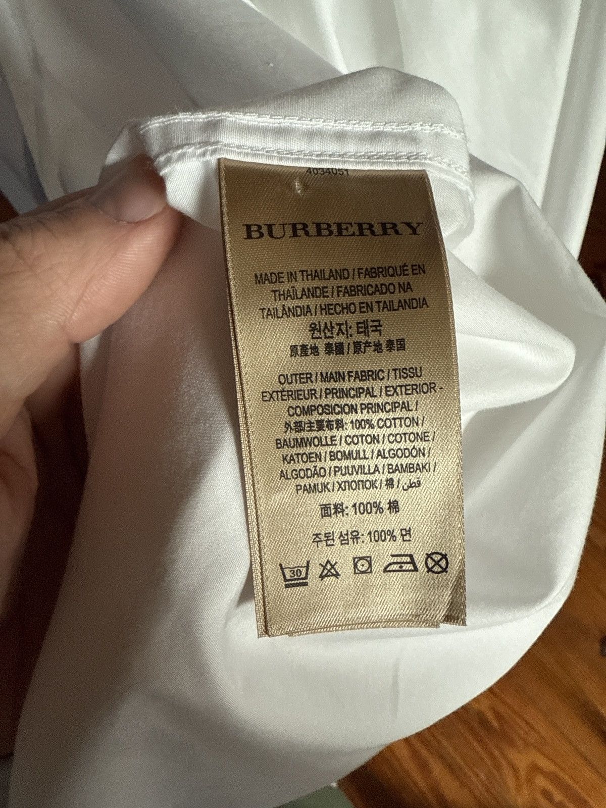 Burberry Burberry Cloud Shirt Size US L / EU 52-54 / 3 - 4 Thumbnail