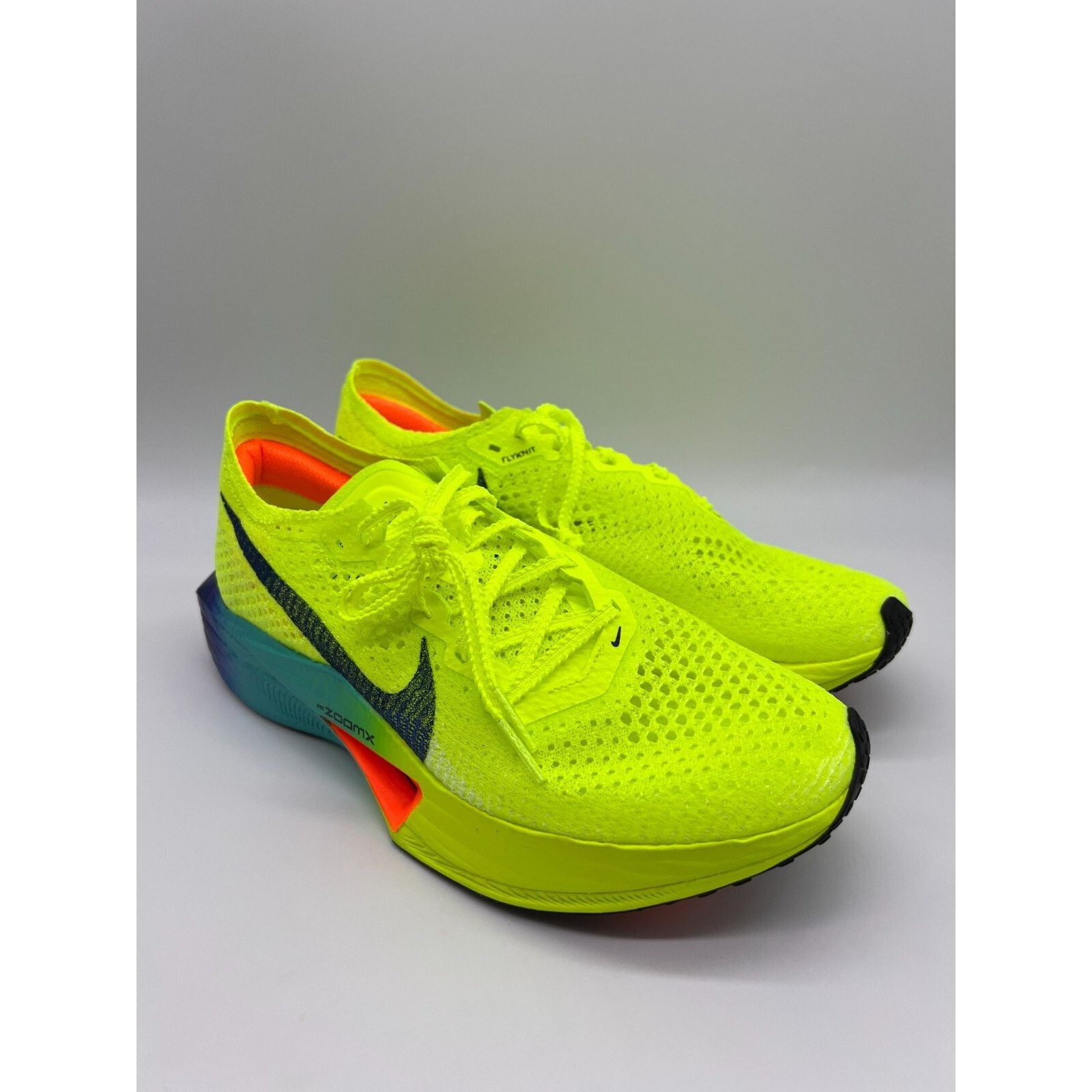 Nike Nike ZoomX Vaporfly 3 Fast Pack DV4130-700 Women’s Size 8 Size US 8 / IT 38 - 11 Thumbnail