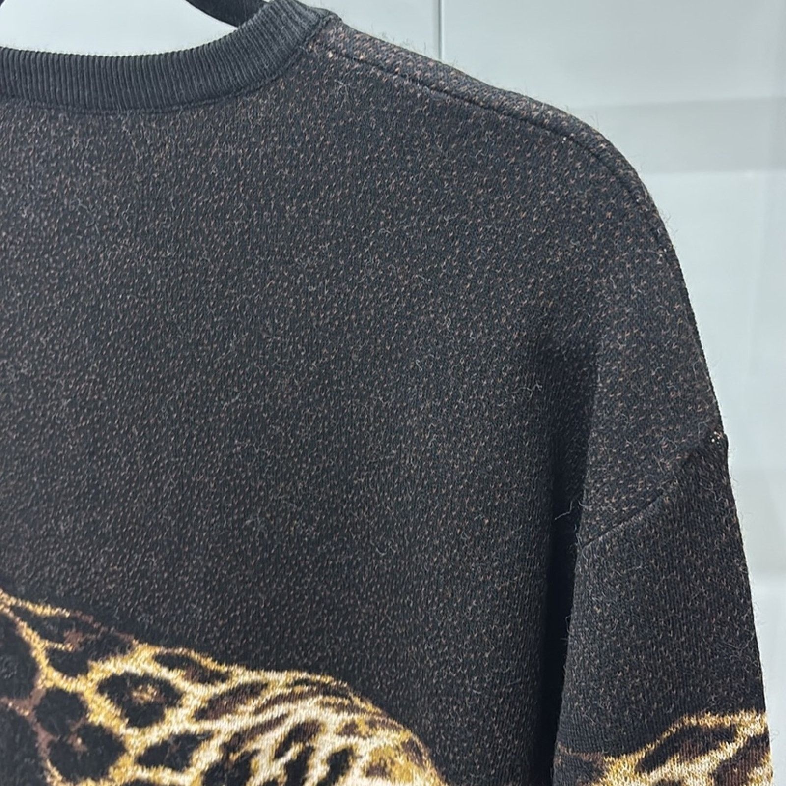 Etro NWT Etro Men's Black Leopard Graphic Crewneck Sweater Size L Size US L / EU 52-54 / 3 - 6 Thumbnail
