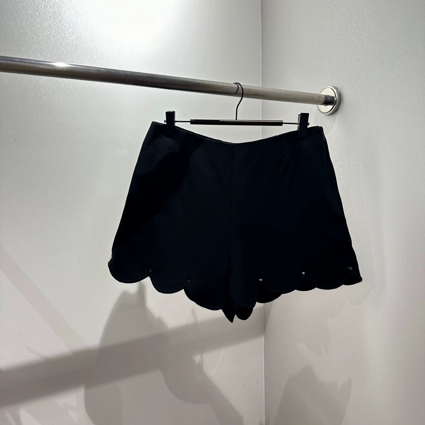 Valentino Valentino Studded Lace Trim Skirt 40 Wool apr581 Size 27" / US 4 / IT 40 - 1 Thumbnail