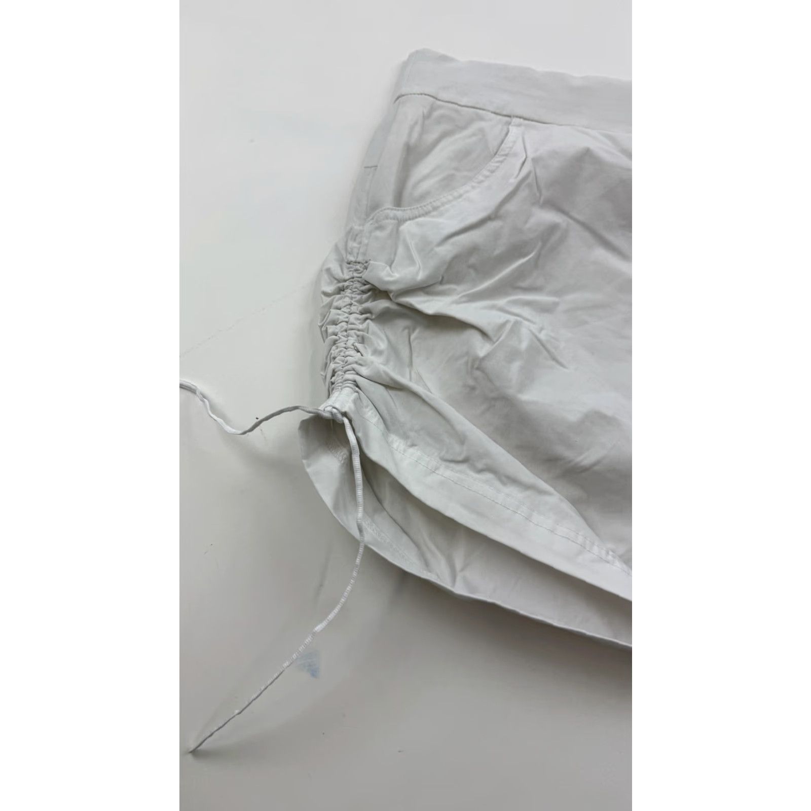 Vintage Columbia Skort Womens XL White Ruched Drawstring Built-In Shorts Golf Tennis Athletic Pockets Size 40" / US 18 - 2 Thumbnail