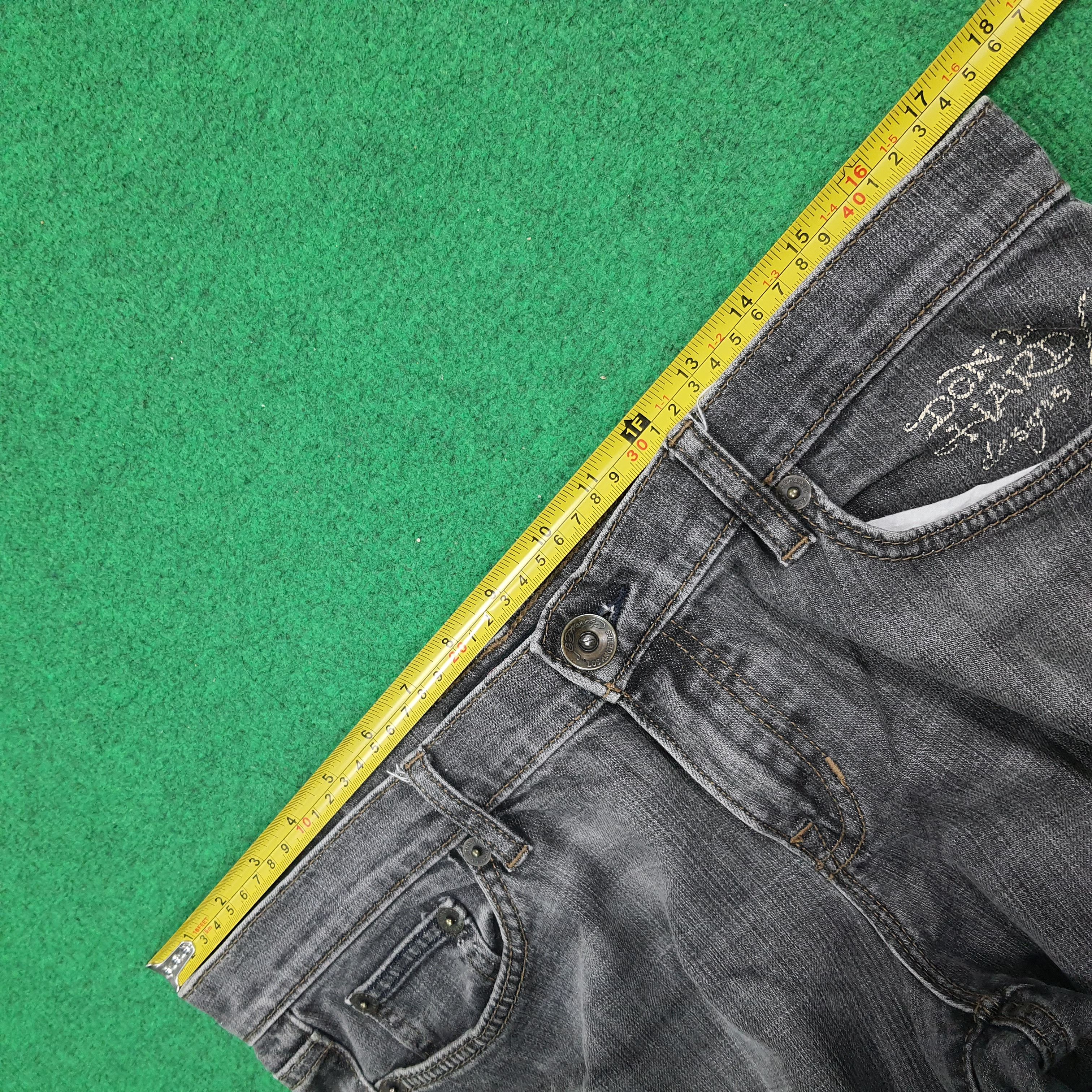 Ed Hardy Vintage Ed Hardy Super Low Rise Cut Jeans C280N22 Size 34" / US 12 / IT 48 - 14 Thumbnail