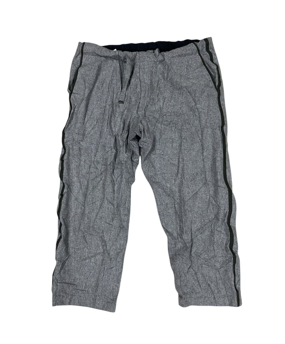 Louis Vuitton Vintage Louis Vuitton Paris Sweat pants Size US 30 / EU 46 - 1 Thumbnail