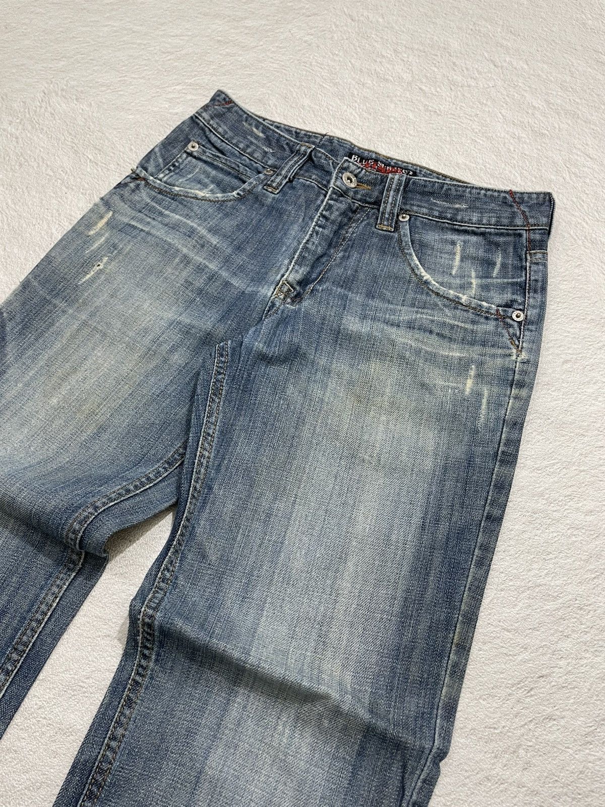 Japanese Brand 2000s Distressed Washed Blue Jeans Y2K Size US 29 - 3 Thumbnail
