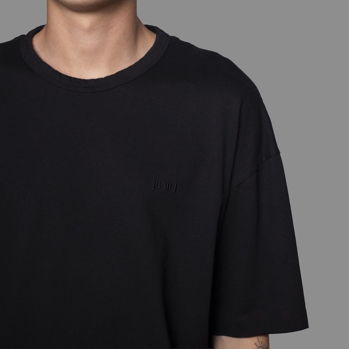 Juun.J Sleek Size US M / EU 48-50 / 2 - 2 Thumbnail