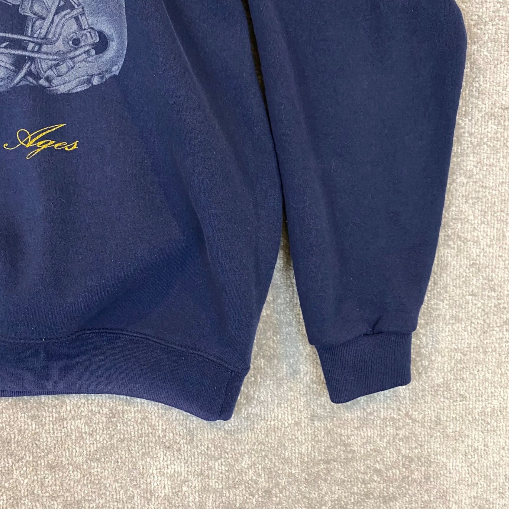 Vintage VTG Notre Dame Sweatshirt Mens Large Navy Blue Fighting Irish Football 90s 2020 Jacket Hoodie Size US L / EU 52-54 / 3 - 5 Thumbnail