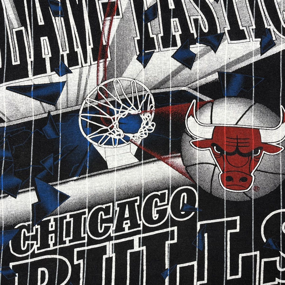 NBA Vintage NBA Chicago Bulls big logo tank top 90’s Size US L / EU 52-54 / 3 - 5 Thumbnail