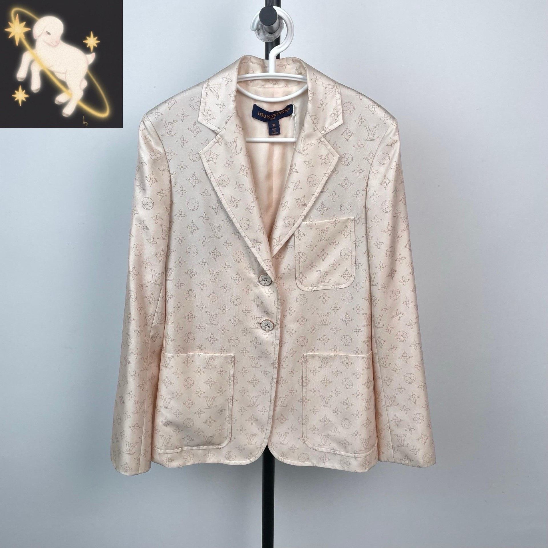 Louis Vuitton Louis Vuitton Jacket 24 Women Size XS / US 0-2 / IT 36-38 - 1 Thumbnail