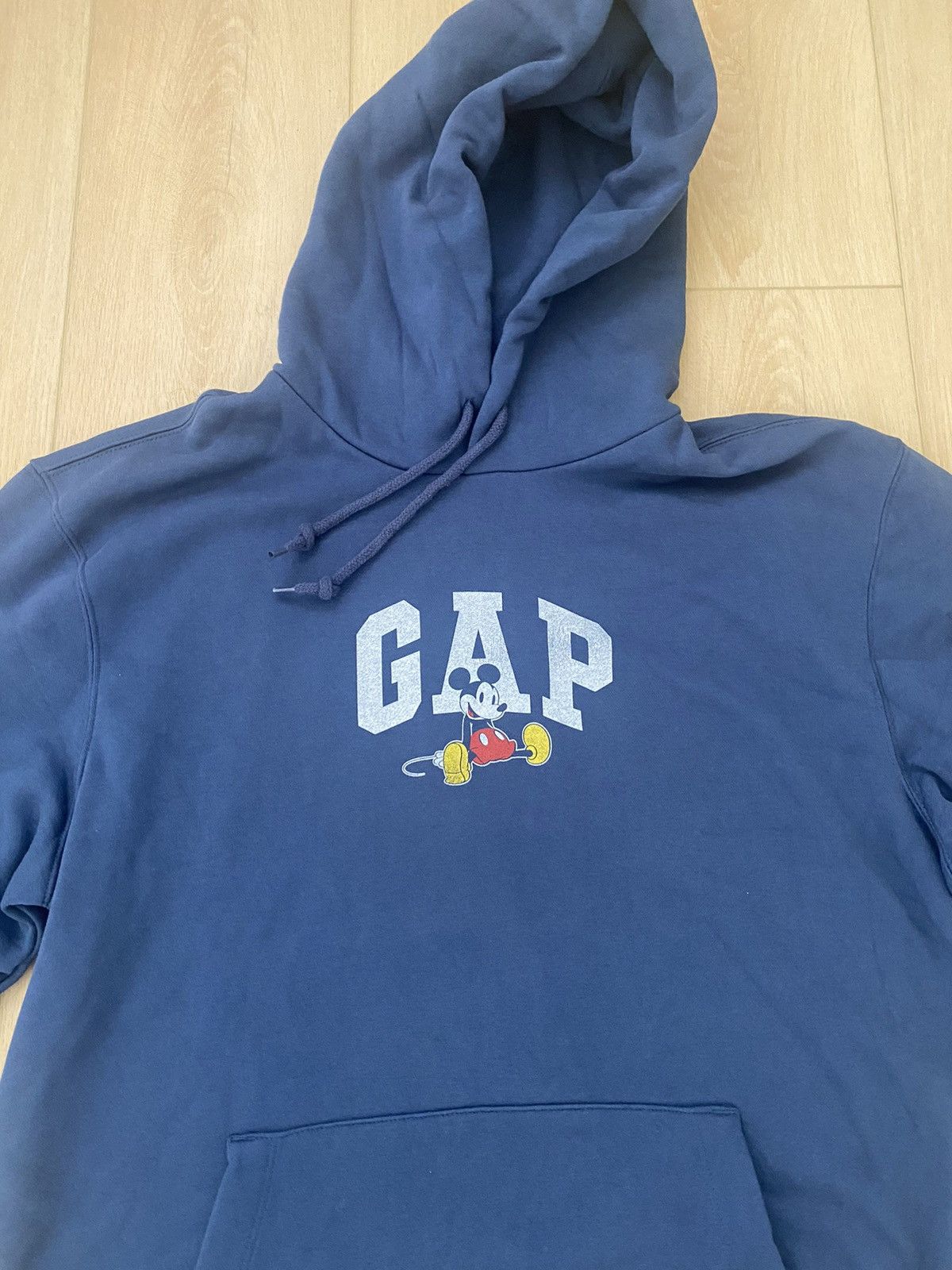 Disney × Gap Gap X Disney Collab Hoodie (Rare) - size M Size US M / EU 48-50 / 2 - 2 Thumbnail