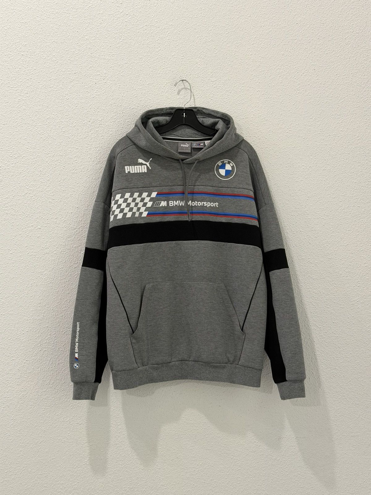BMW × Puma PUMA x BMW MOTORSPORT SDS SPEED DRIVERS SERIES HOODIE SIZE L Size US L / EU 52-54 / 3 - 1 Thumbnail