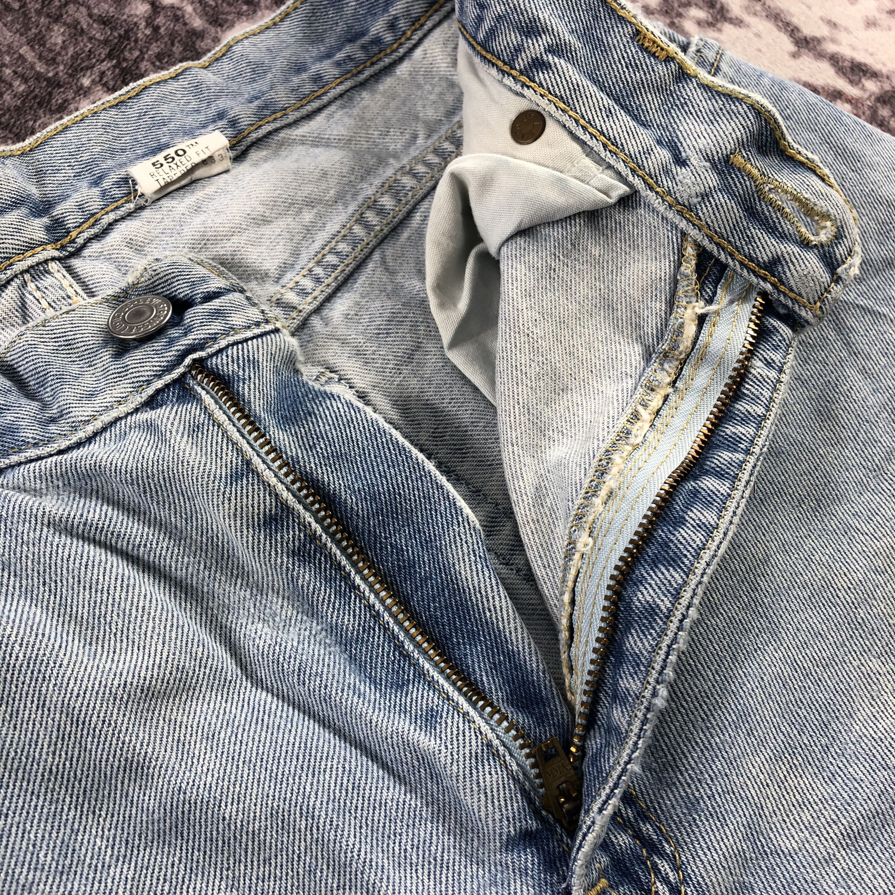 Levi's × Vintage Vintage 90s Light Wash Levis 550 Jeans-JM3003 Size US 28 / EU 44 - 10 Thumbnail