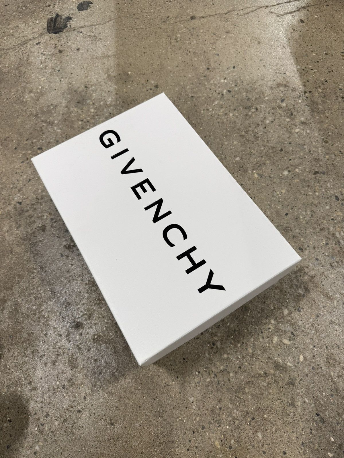 Givenchy Givenchy City Low Top Sneaker NEW 750$ Size US 12 / EU 45 - 7 Thumbnail