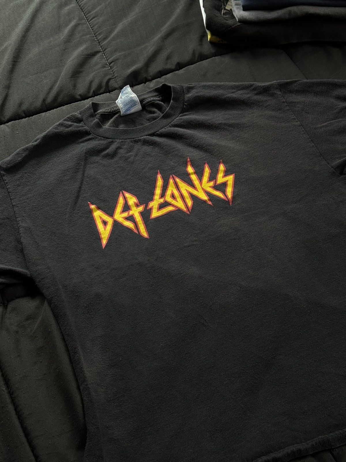 Vintage Vintage y2k Deftones Shirt (def leppard) Size US L / EU 52-54 / 3 - 3 Thumbnail