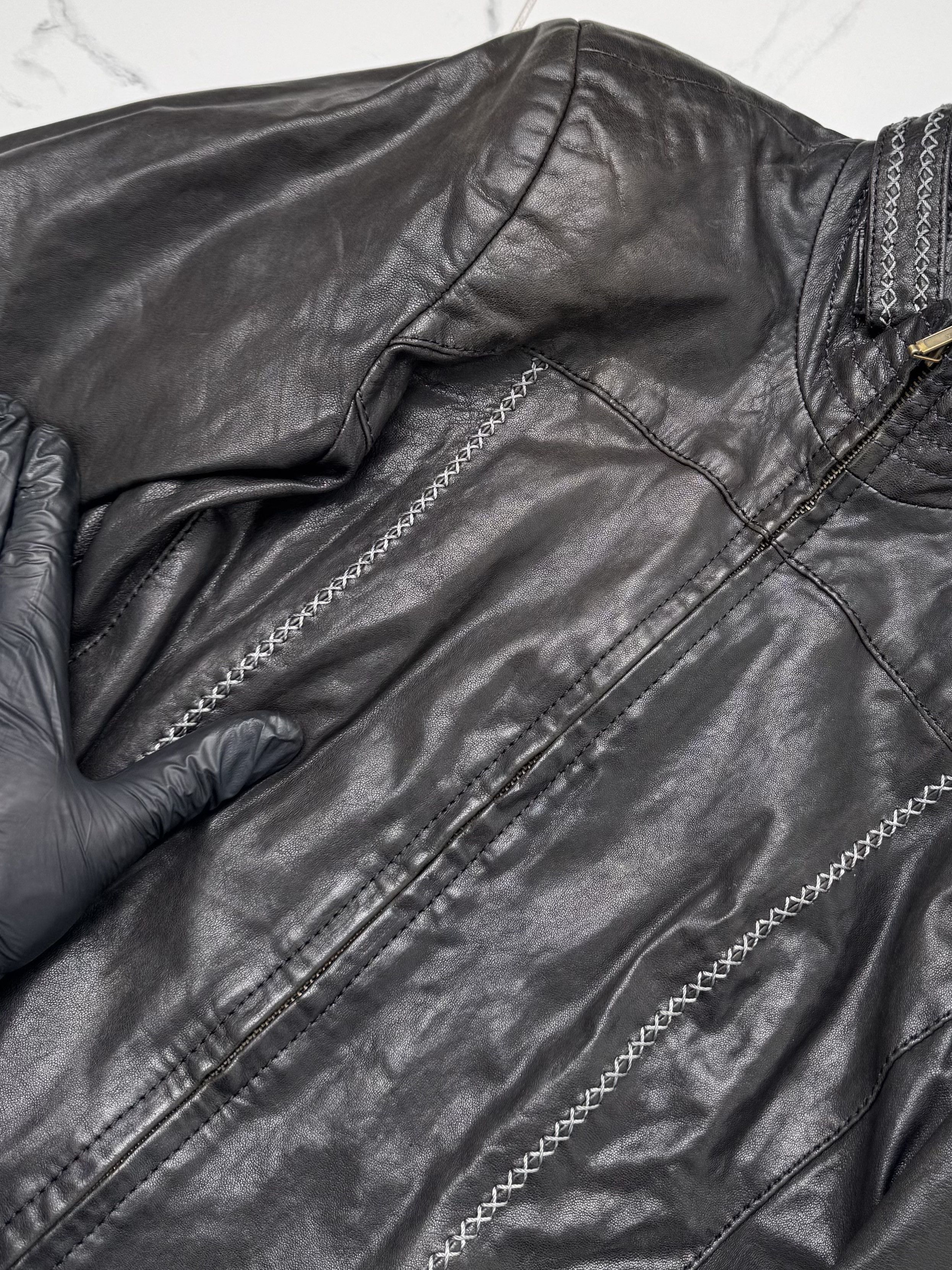 Vintage Women Black Leather Jacket Y2K Vintage Fitted Biker Zip Up Size S / US 4 / IT 40 - 6 Thumbnail
