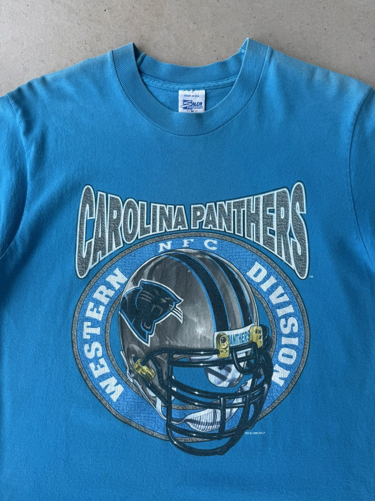 Salem Sportswear 1990s Carolina Panthers Salem Sportswear Helmet T-shirt Size US M / EU 48-50 / 2 - 2 Thumbnail