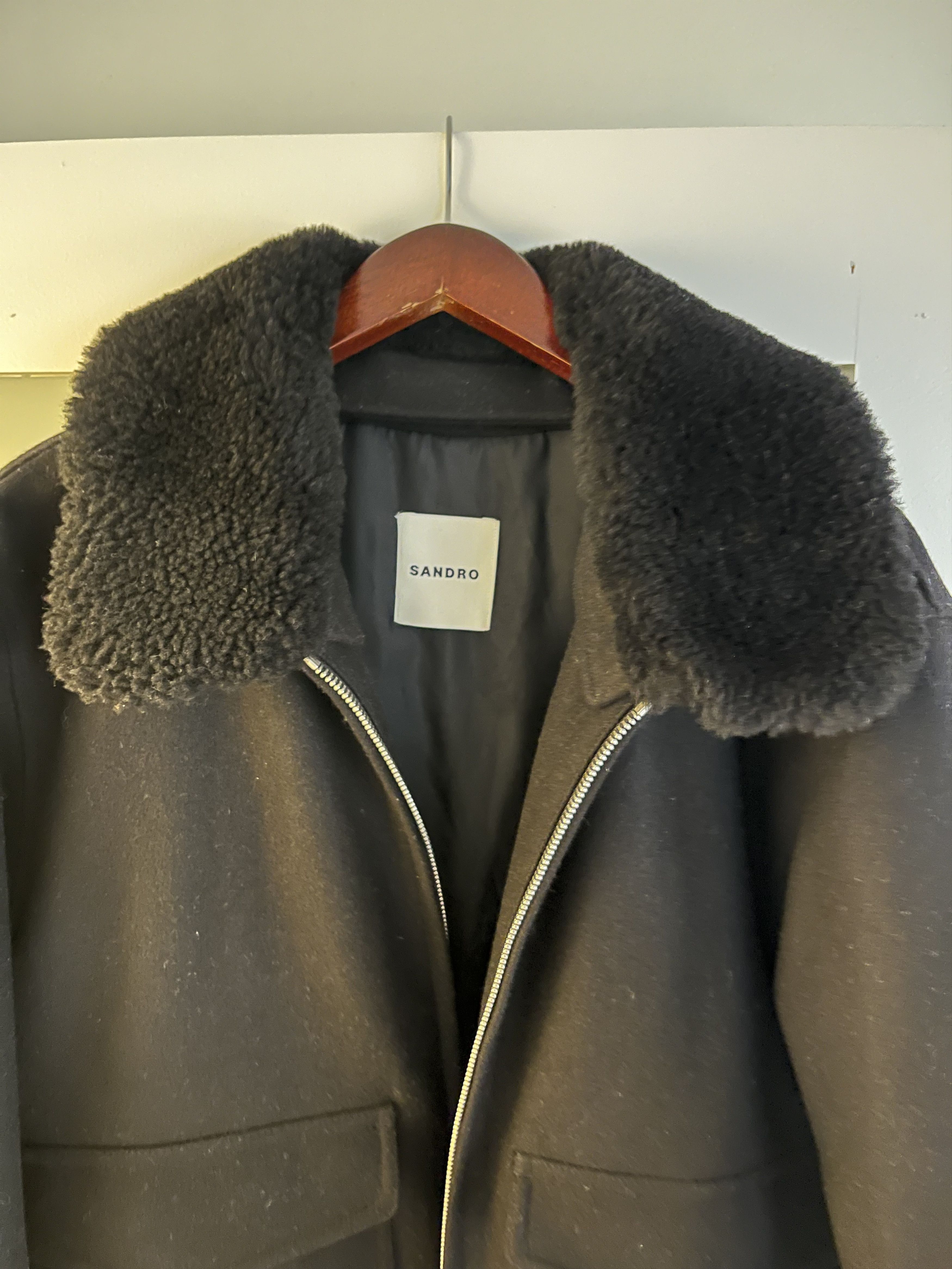 ジャケット・アウター sandro Lamb Shearling Bomber Jacket sandro Lamb Shearling Bomber Jacket